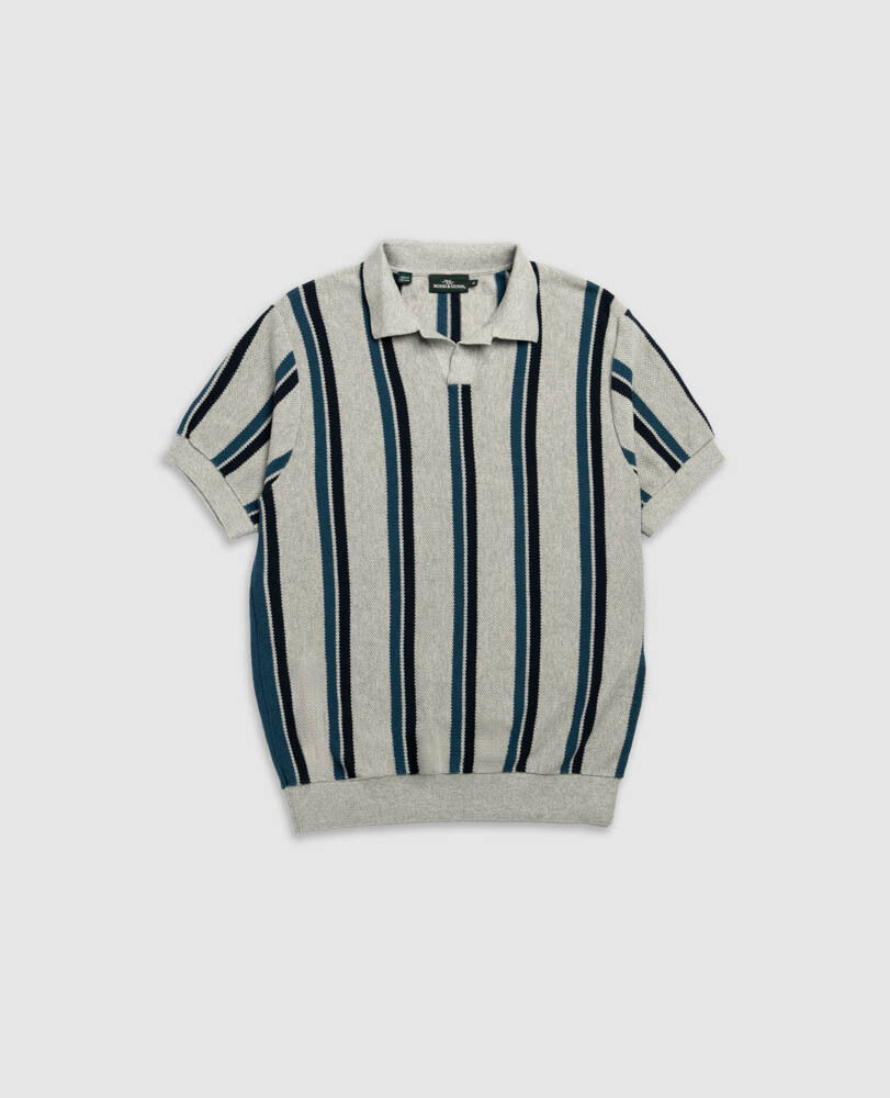 Royce Hill Strick, ABENDD&Auml;MMERUNG, Flat Lay