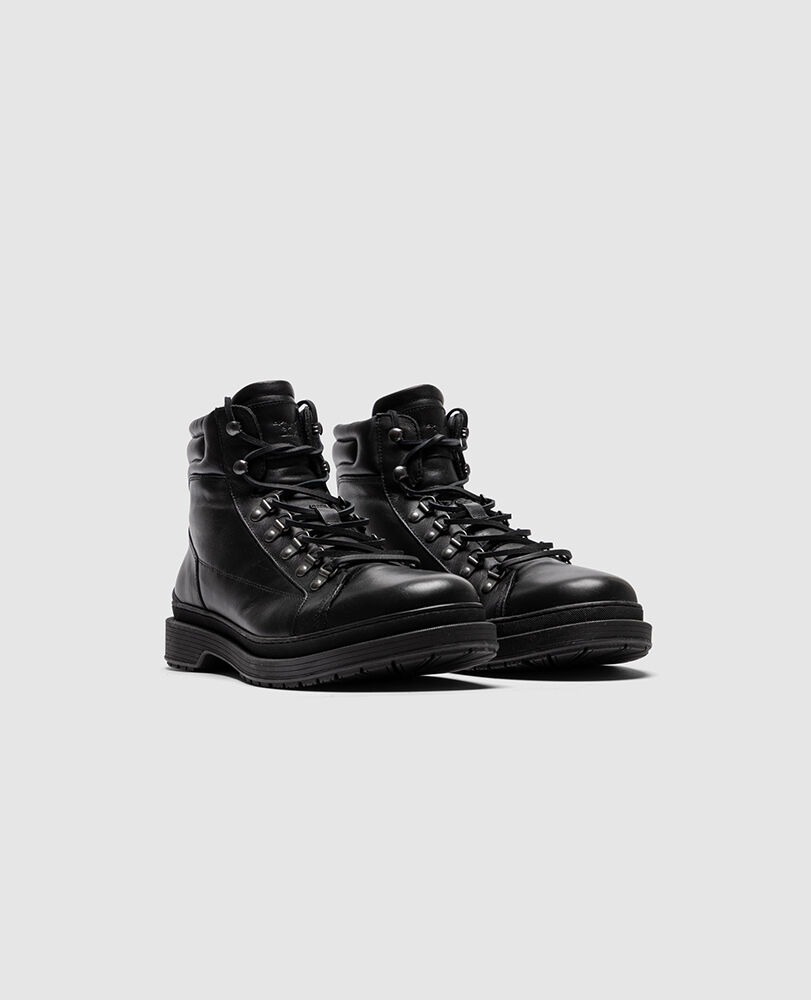 Alpine Trek Boot, ONYX