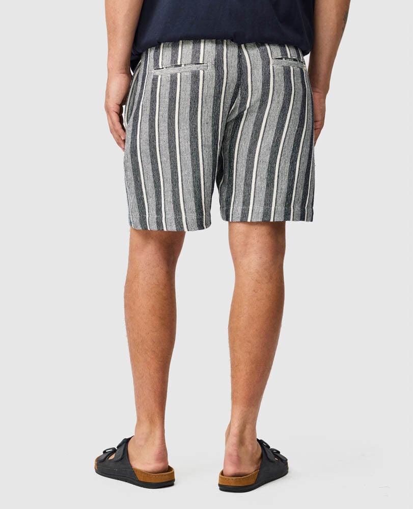 The Laurels Resort 7" Short, NAVY, Back