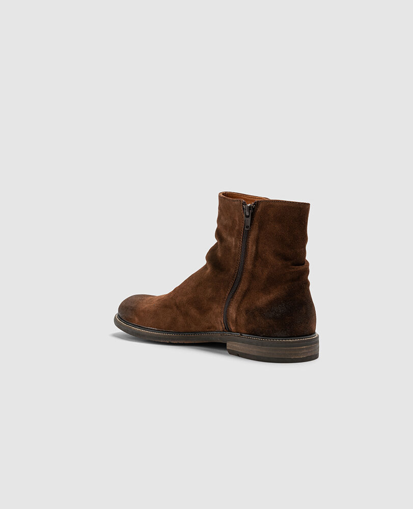 Port Wells Zip Boot, CHOCOLATE SUEDE, Flat Lay