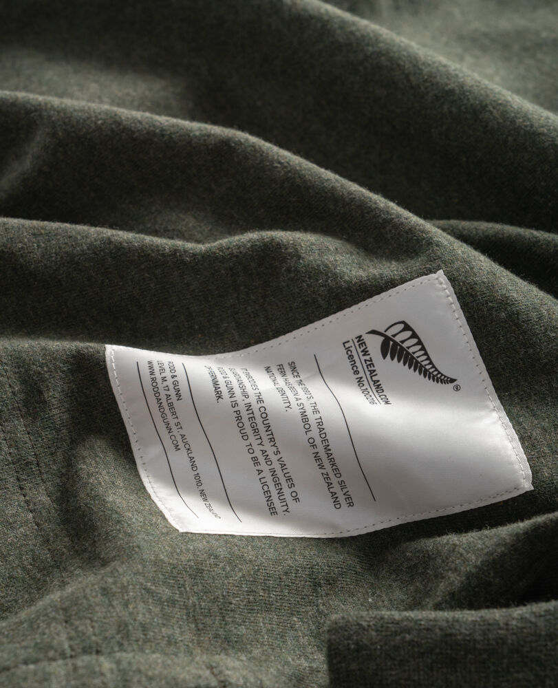 Fernmark Hooded Top, LIQUORICE, Detail 2