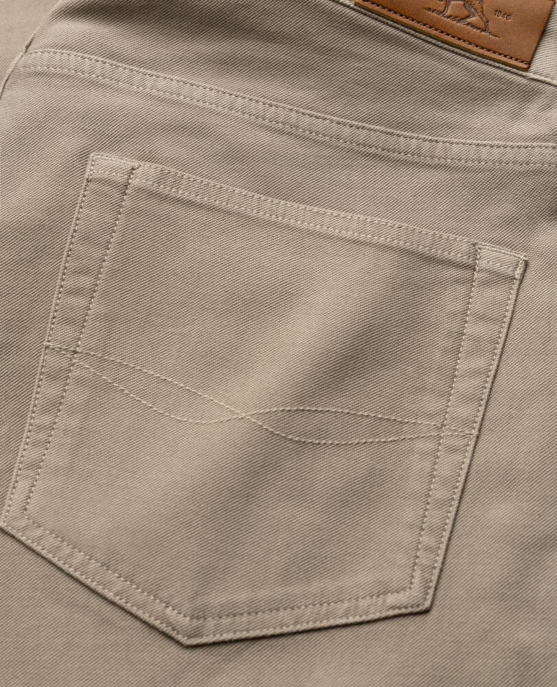 Motion 2 Straight Jean, SABLE, Detail 3