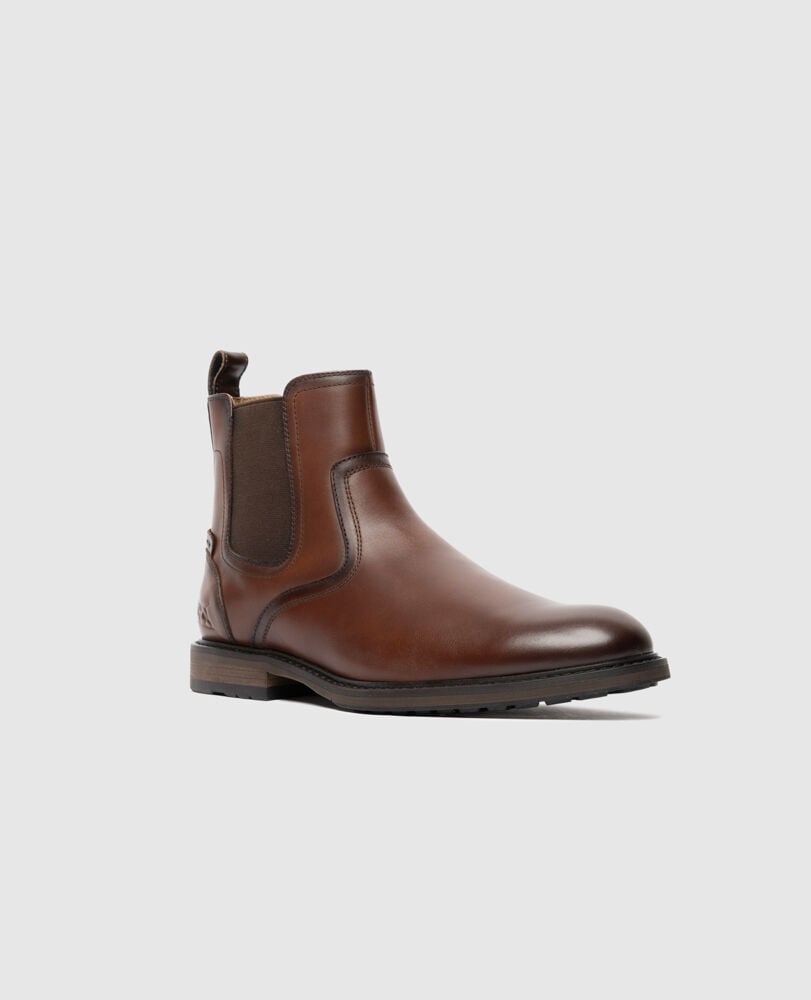Dargaville Chelsea Boot, REDWOOD, Off Front