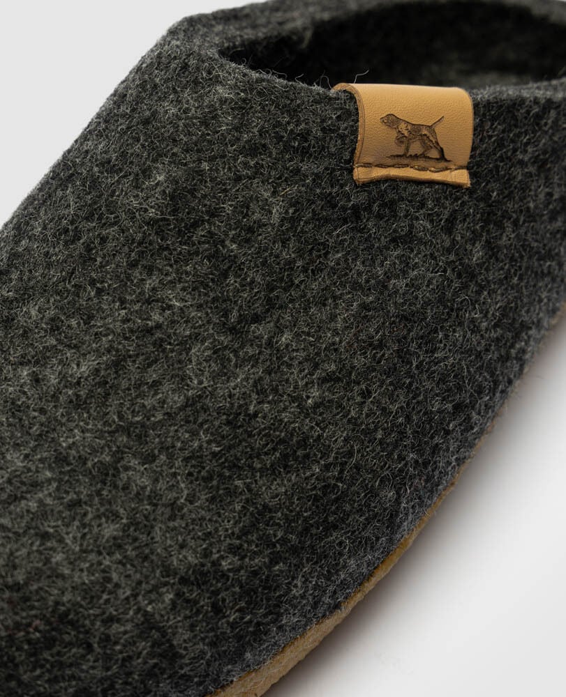 Wanaka Wool Slipper, CHARCOAL, Detail 3