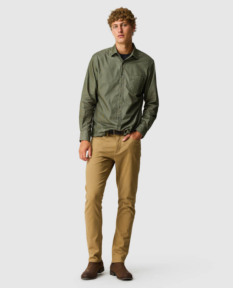 Motion Melange Straight Fit Jean, DESERT, Off Front