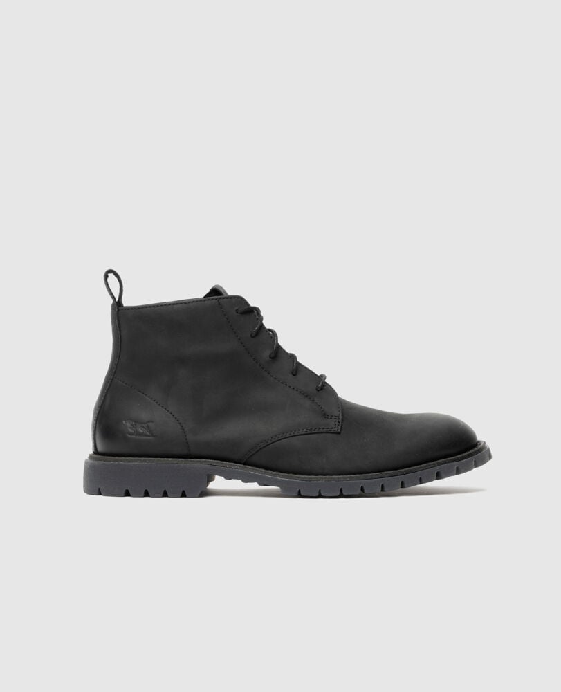 Clearview Chukka Boot, ONYX, Front