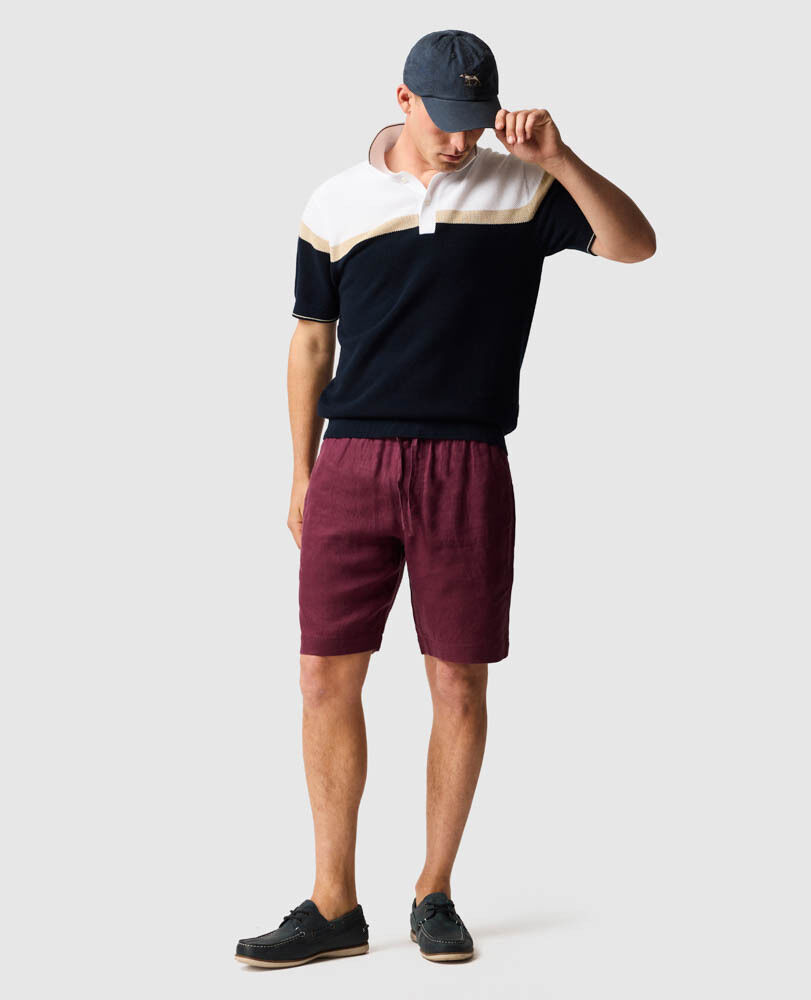 Barret Reef Strick, MITTERNACHT, Off Front