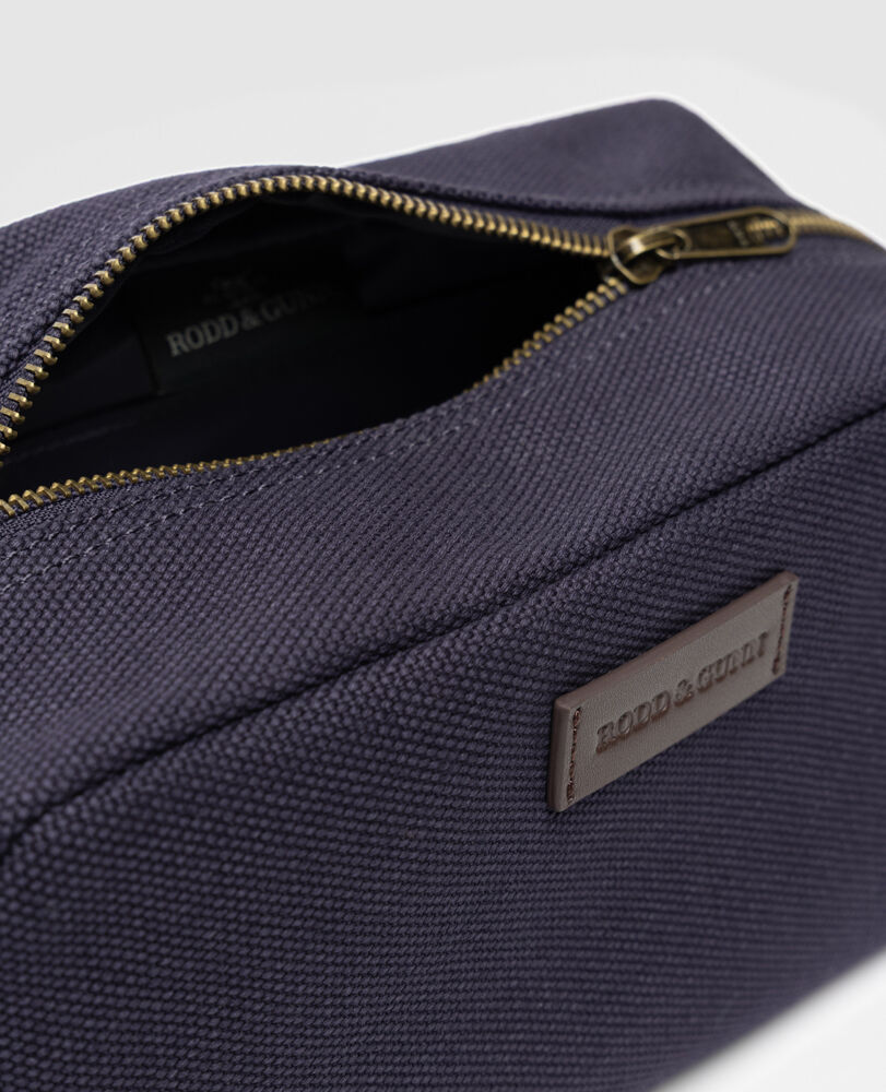 Ponsonby Wash Bag, NAVY, Detail 2