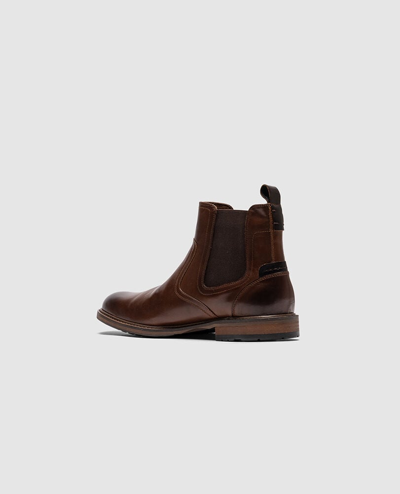 Dargaville Chelsea Boot, AMARETTO, Flat Lay