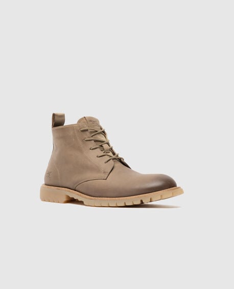 Clearview Chukka Boot, SANDSTONE