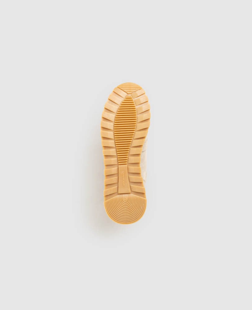 Peria Sneaker, ICE