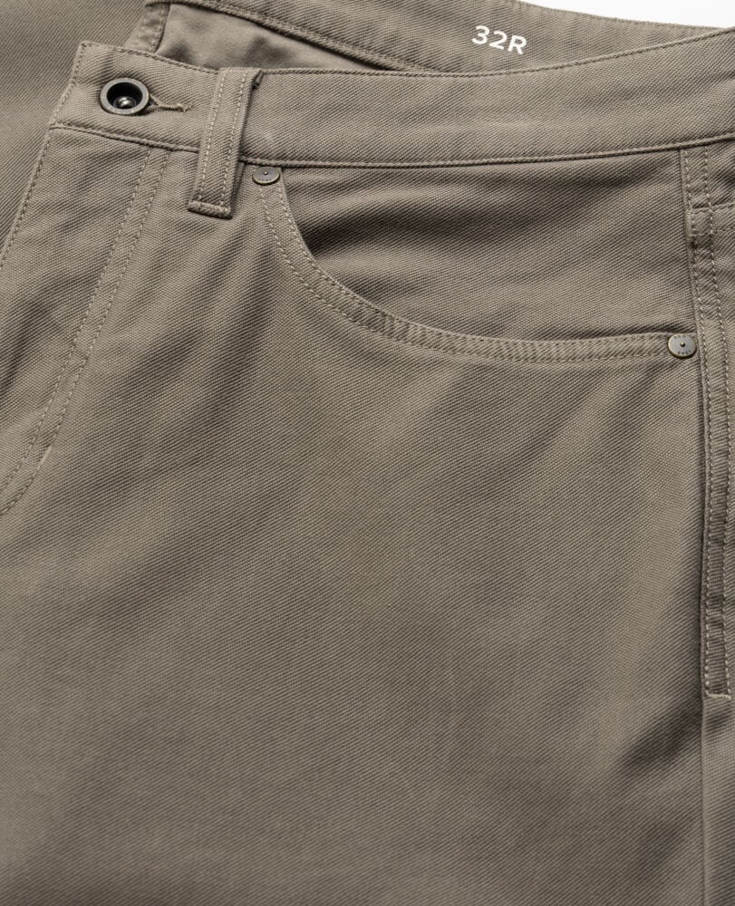 Motion 2 Straight Jean, PEBBLE, Detail 3