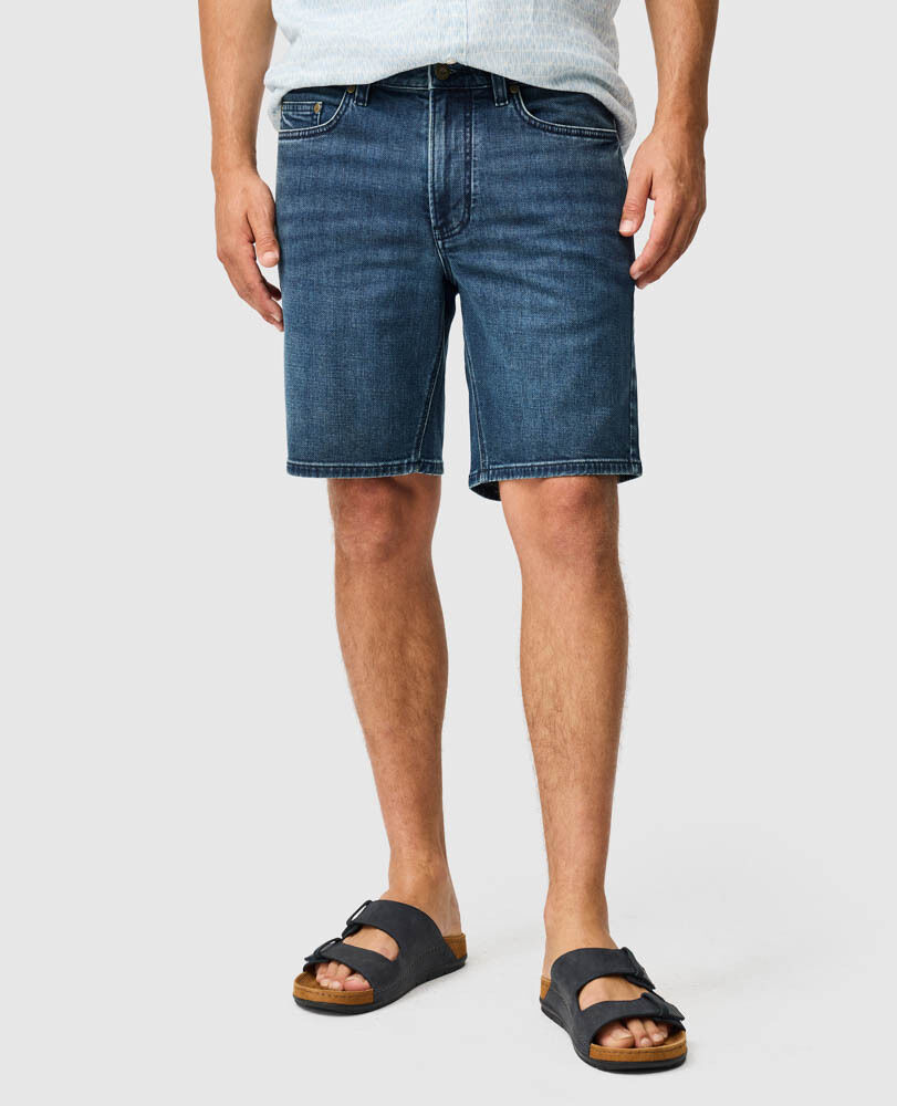 Hadlow 9" Short &middot; Denim 32, DENIM, Front