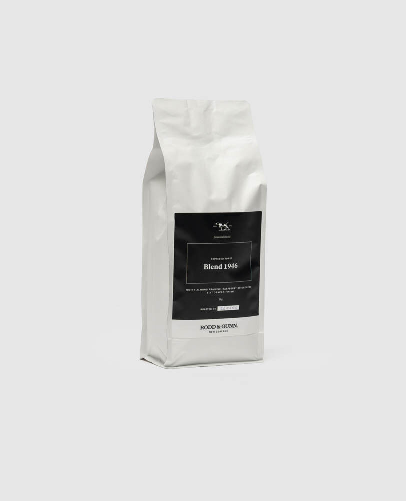 Rodd & Gunn Blend 1946, 1kg, Off Front