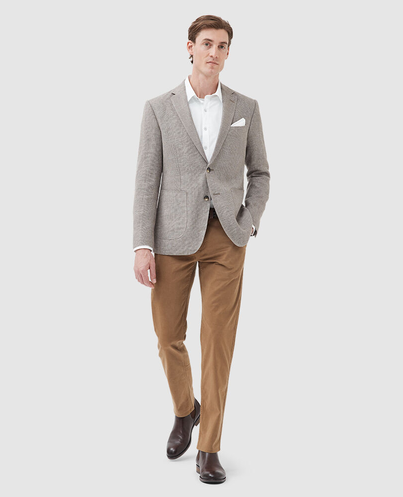 The Cascades Sports Fit Jacket, MOCHA, Off Front