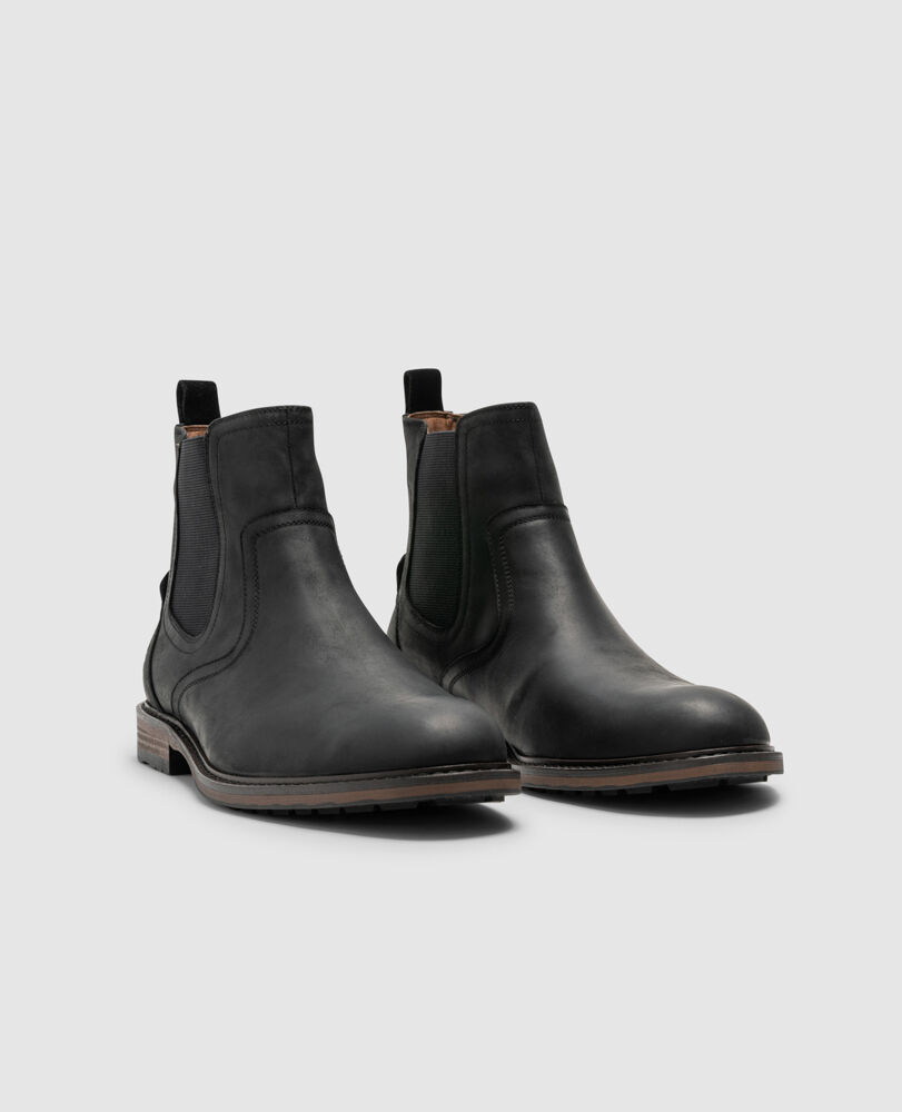 Dargaville Chelsea Boot, ONYX