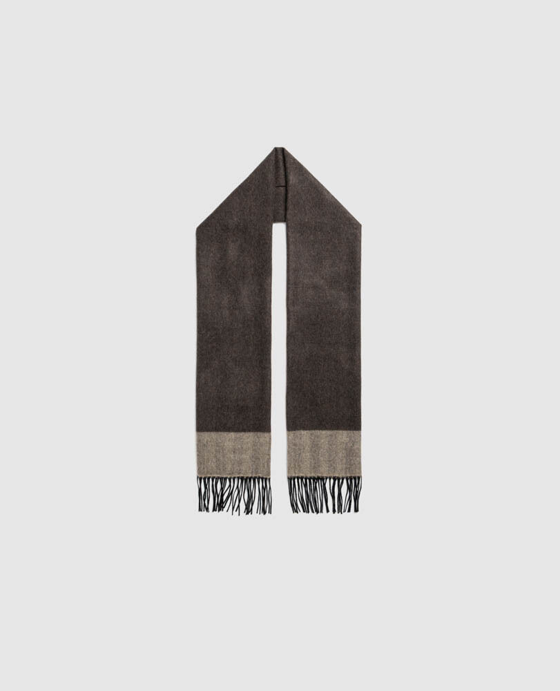 Darlington Scarf, BOUE, Off Front