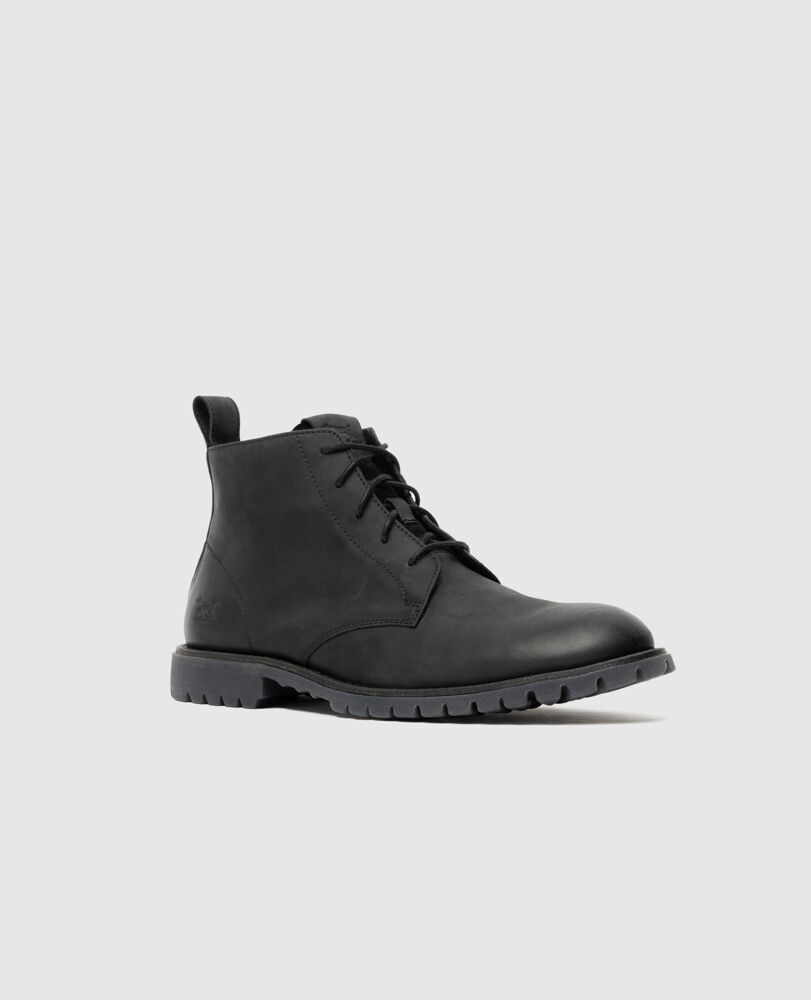 Clearview Chukka Boot, ONYX, Off Front