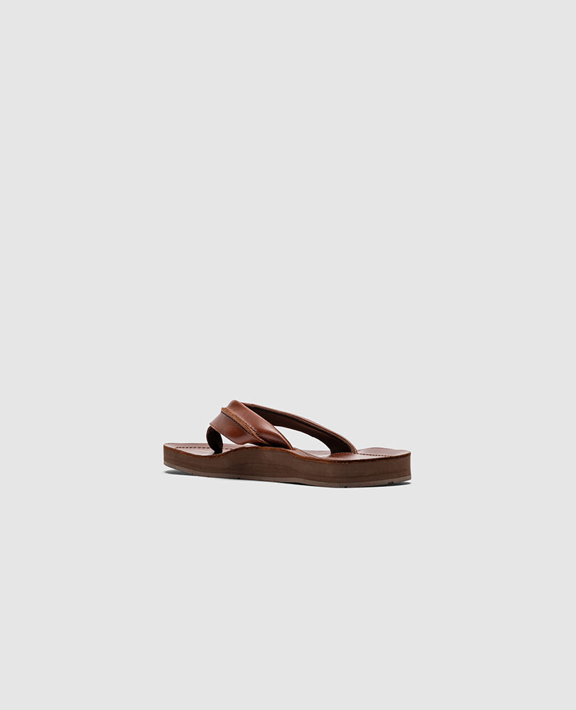 Piha Jandal, COGNAC PULL UP, Flat Lay