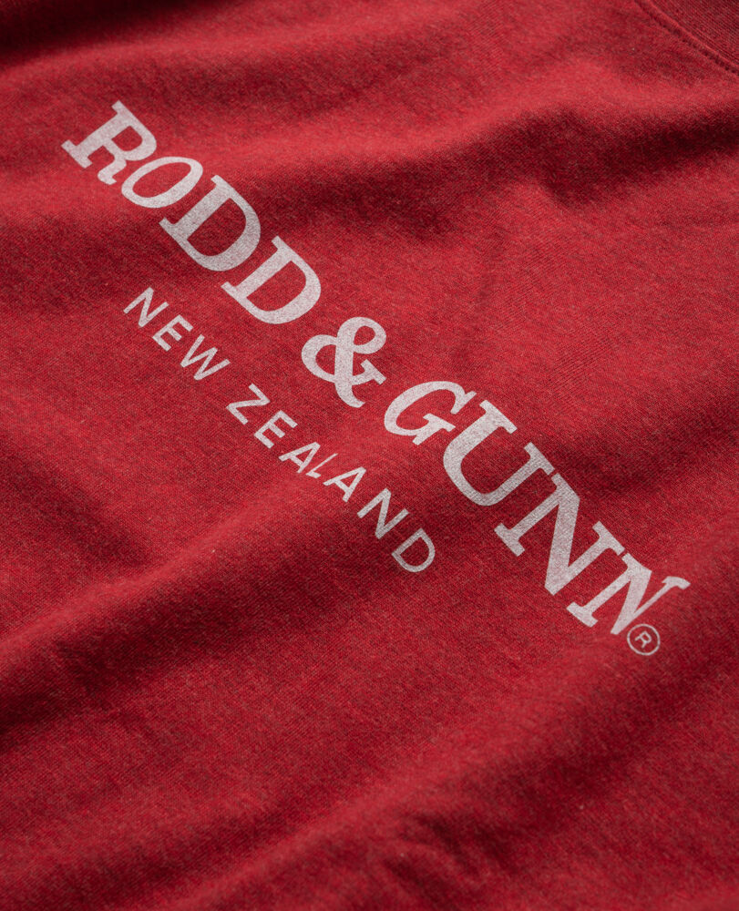 Fernmark Logo T-Shirt , CURRANT, Flat Lay