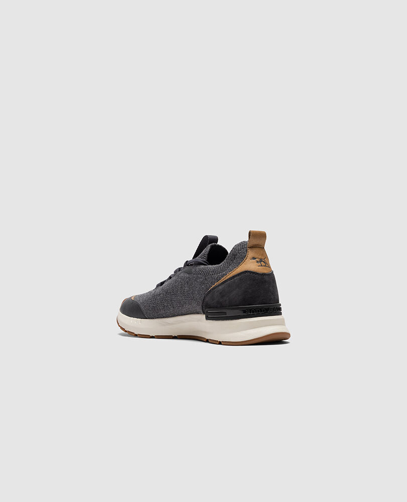 Gunn-Runner Flow, AKTIVKOHLE, Flat Lay