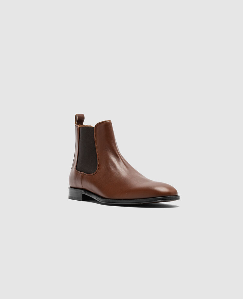 Saddleview Chelsea Boot, COGNAC, Off Front