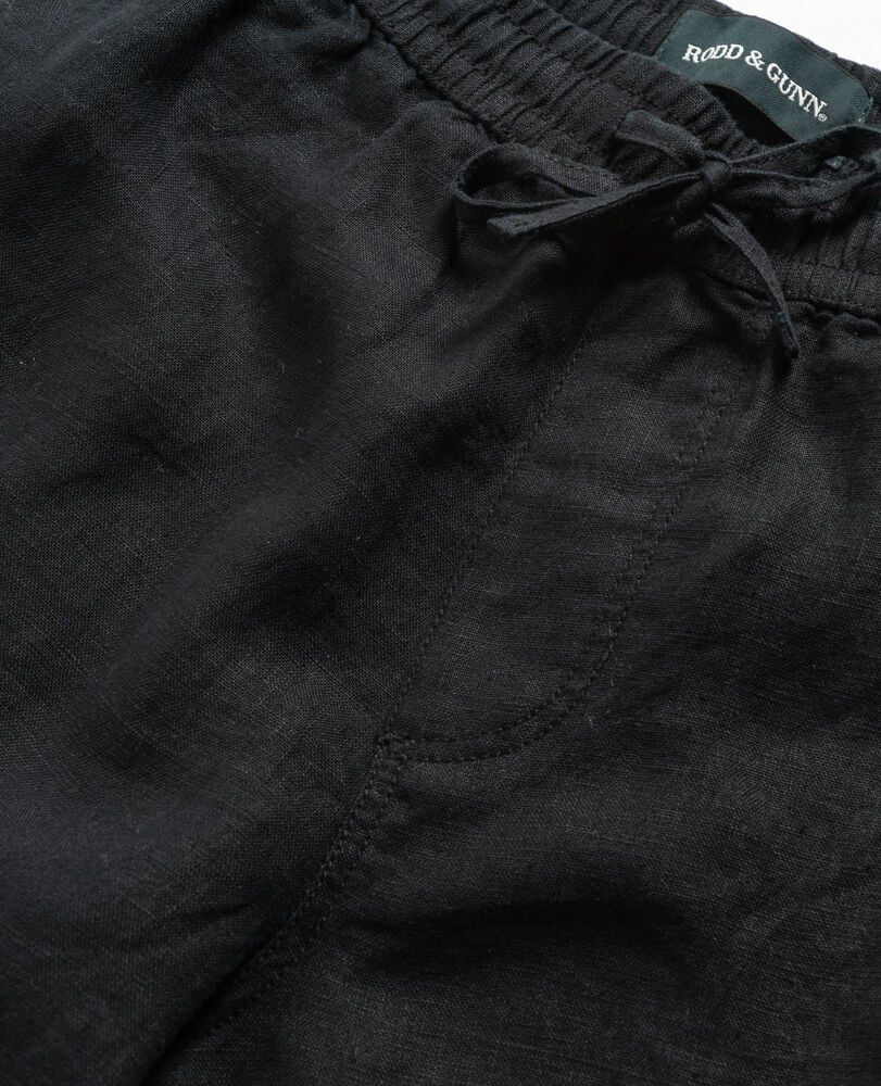 Short en lin Resort, 23 cm, NOIR, Detail 3