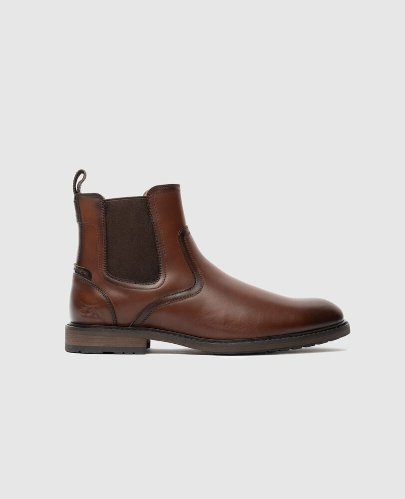 Dargaville Chelsea Boot, REDWOOD, Front