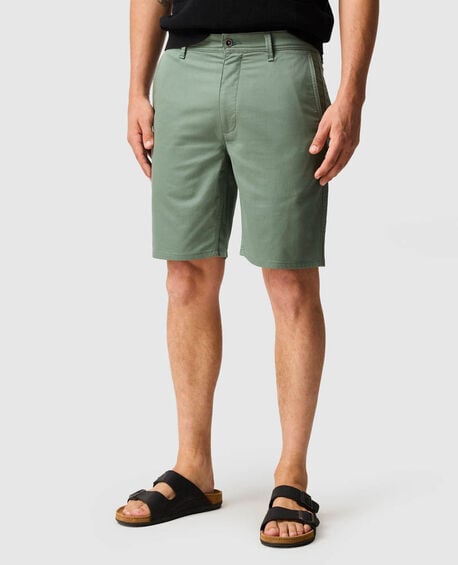 Tongariro Sports Fit 9" Short, EVERGREEN