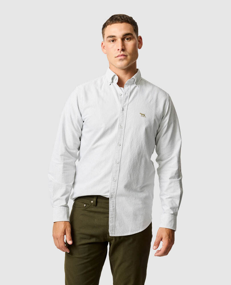 Gestreiftes Oxfordhemd Gunn mit sportlicher Passform, EUKALYPTUS, Front