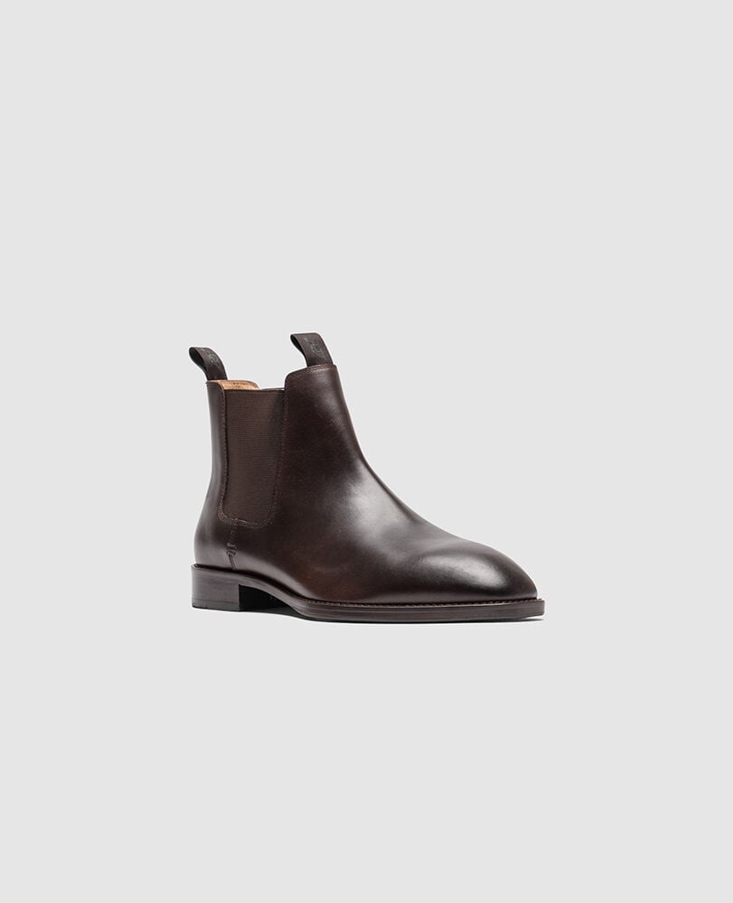 Farmlands Chelsea Boot, CHOCOLATE, Off Front