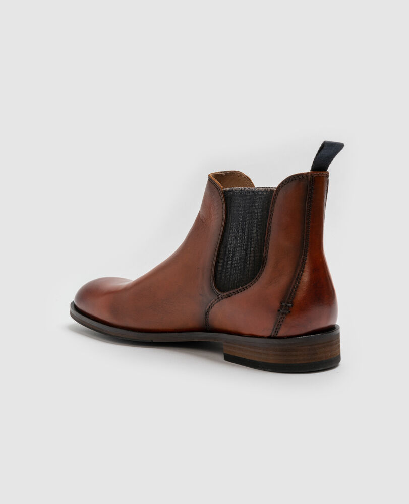 Kingsview Road Chelsea Boot, TAN, Flat Lay