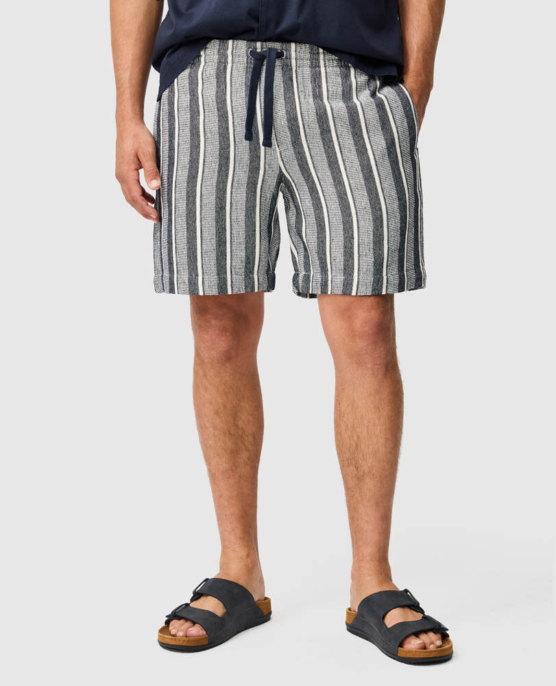 The Laurels Resort 7" Short, NAVY, Front